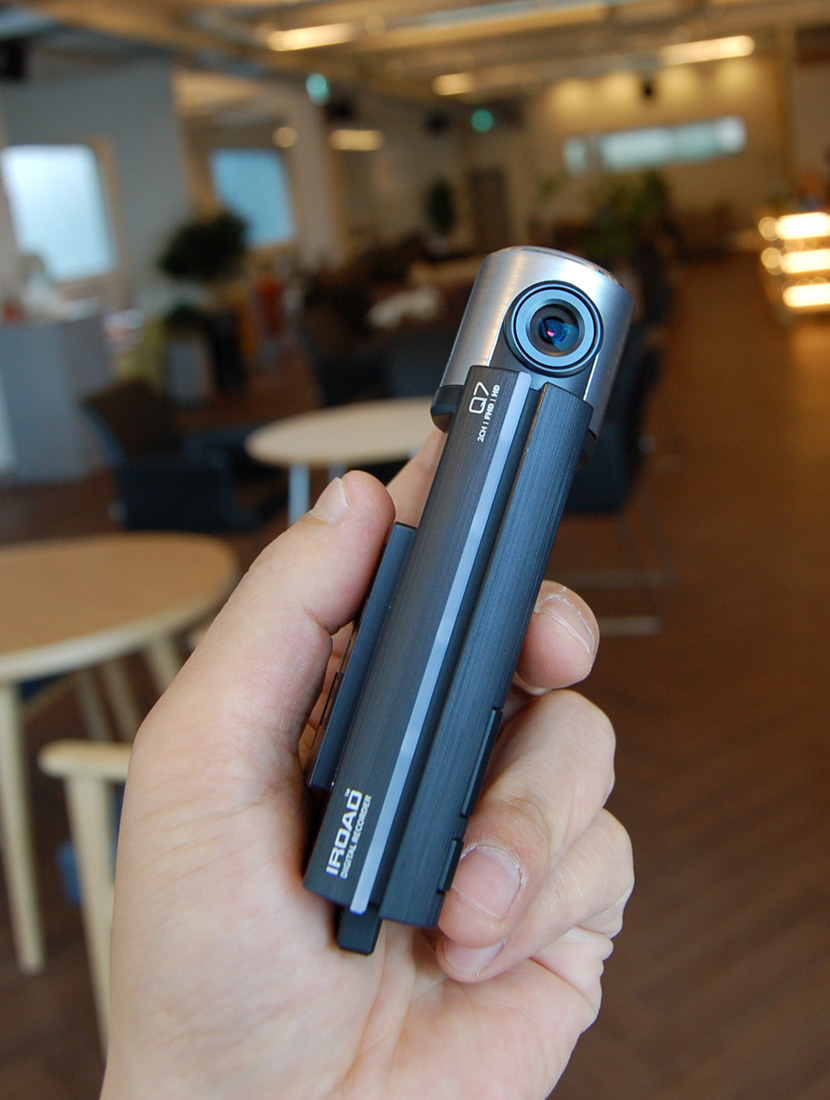 IROAD_Q7_photo_3